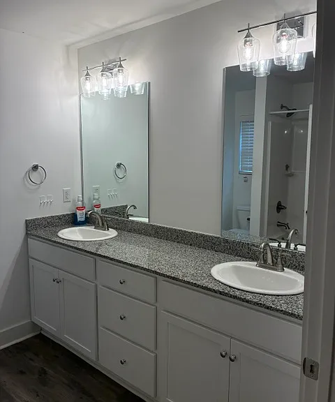 517 S Forest Ave — Photo 12
