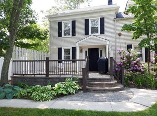 147 Kossuth St, Piscataway, NJ 08854