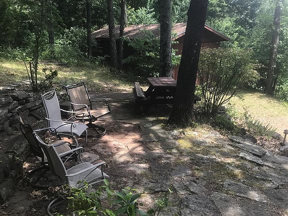 5th image of 19690 Lake Shore Dr