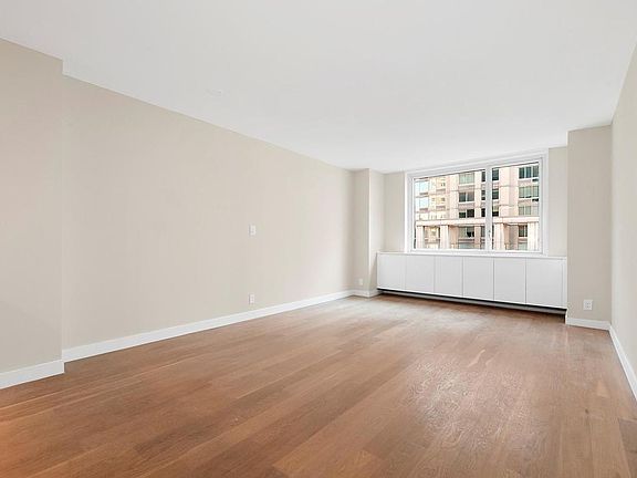 4th image of 301 W 53rd St APT 7J