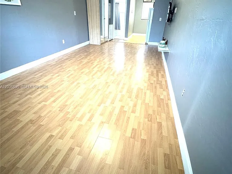 1611 West Ave #10 — Photo 11