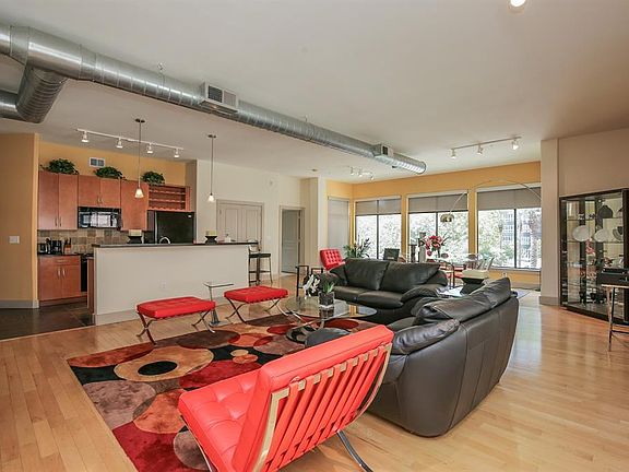 3rd image of 1901 Post Oak Blvd APT 3102