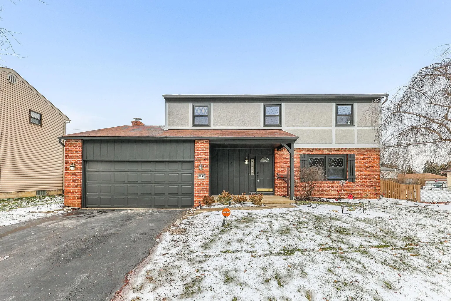 1258 Denbigh Dr photo 1