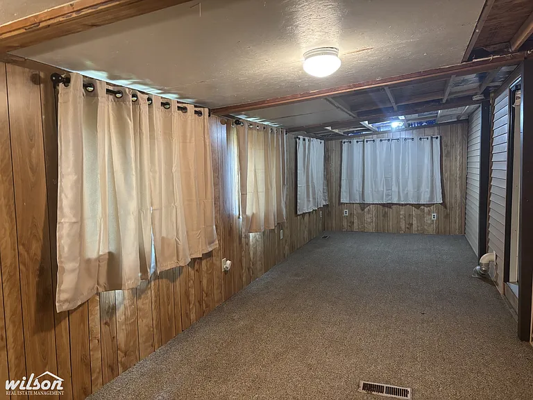 809 W Washington Ave — Photo 6