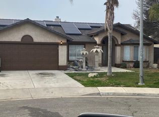 529 S Burgandy Ave, Kerman, CA 93630