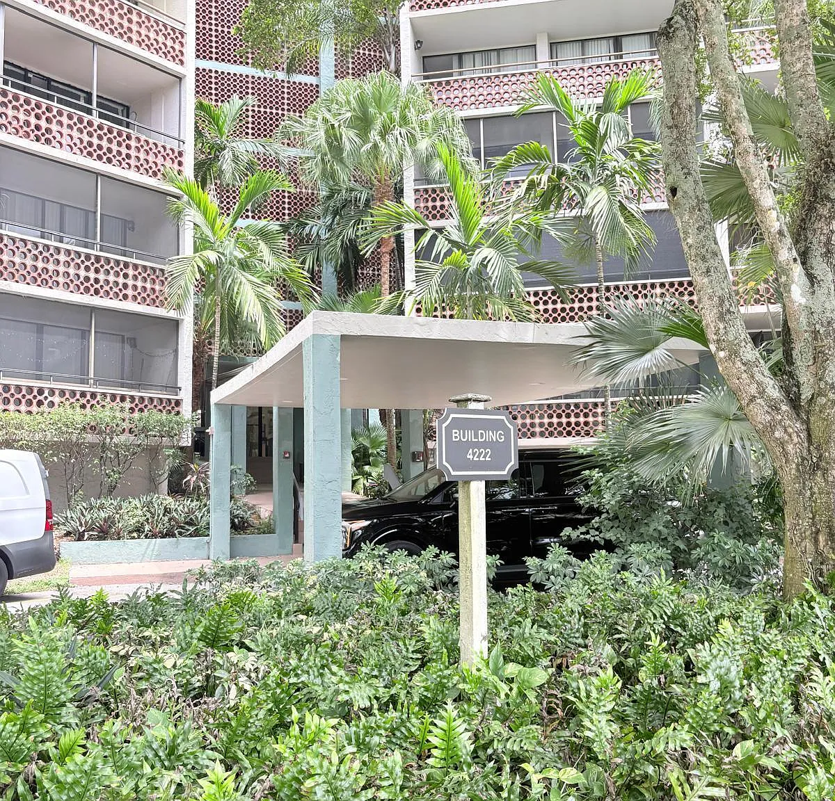 2 bed, 2.0 bath, 1032 sqft, $1,650 — Photo 1