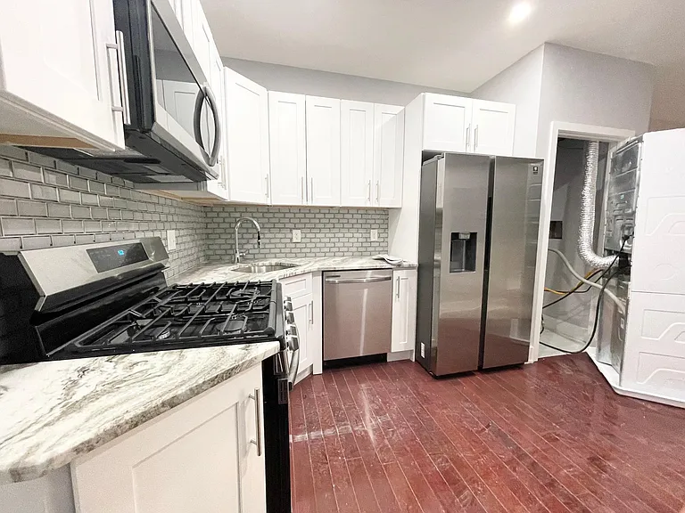302 Richmond St #6A — Photo 3