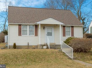 16 Village Rd, Pikesville, MD 21208