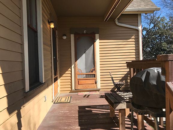4th image of 1020 Oak Ave