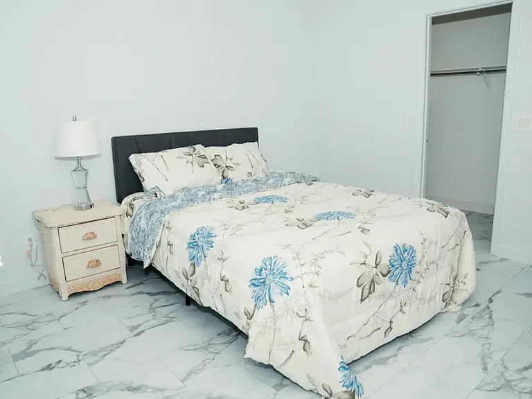 29601 W Columbus Ave — Photo 14