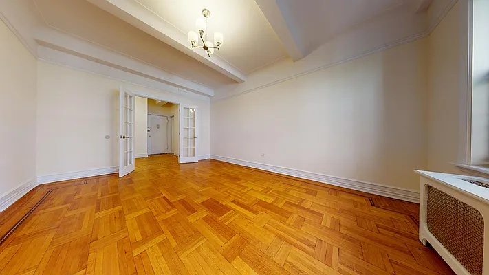 Rented by Bond New York | media 3