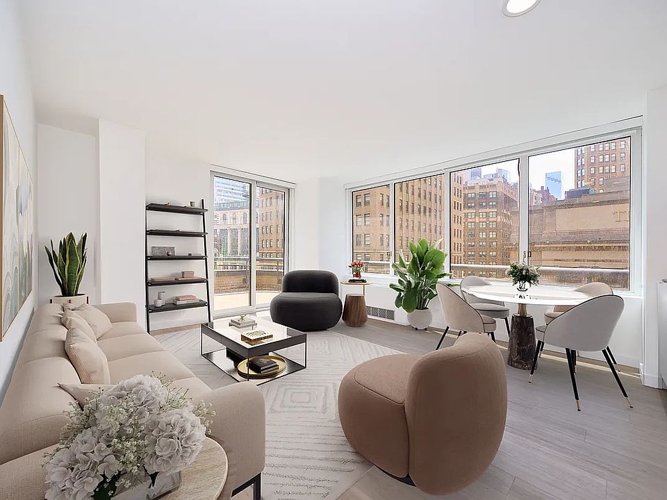 1st image of 70 W 37th St #606