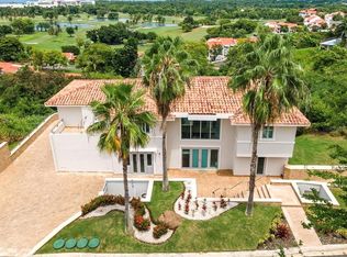 52 Las Vistas Ave, Rio Grande, PR 00745