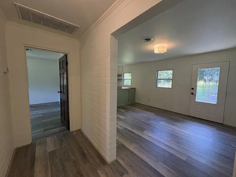 85 Harrison St — Photo 16