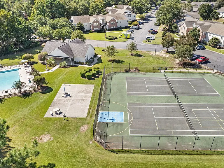 4323 Lotus Ct — Photo 23
