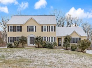 19 Amherst Rd, Shrewsbury, MA 01545