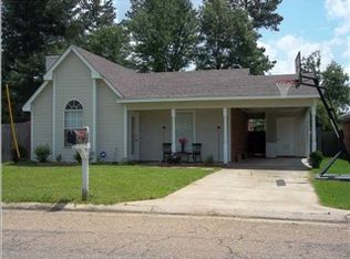 305 Audubon Cir, Brandon, MS 39047