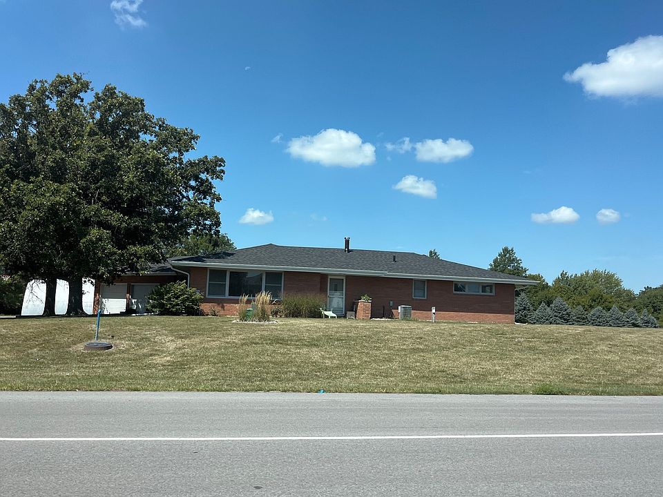 1st image of 5500 Bridle Ln
