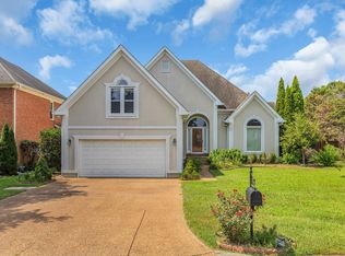 392 Forrest Park Cir, Franklin, TN 37064