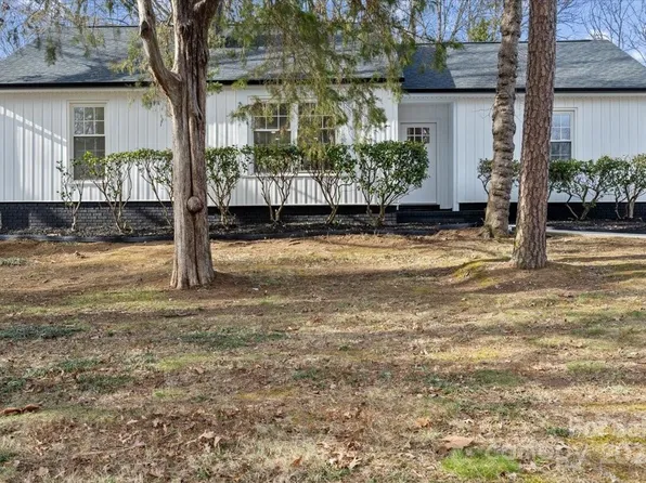 1123 Kale Wood Dr, Matthews, NC 28105