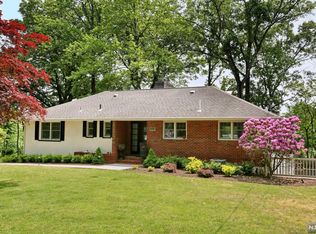 72 Pennsylvania Ave, Montvale, NJ 07645