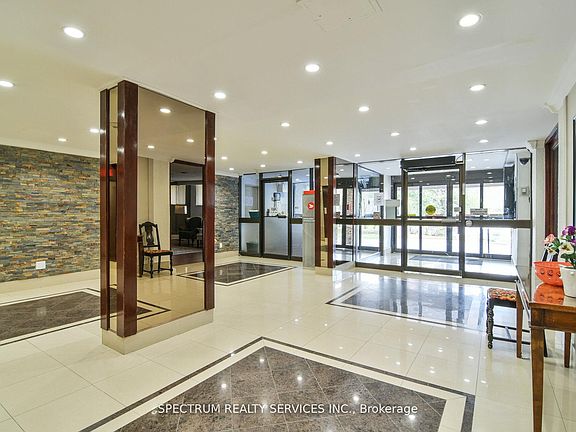 5th image of 85 Emmett Ave
