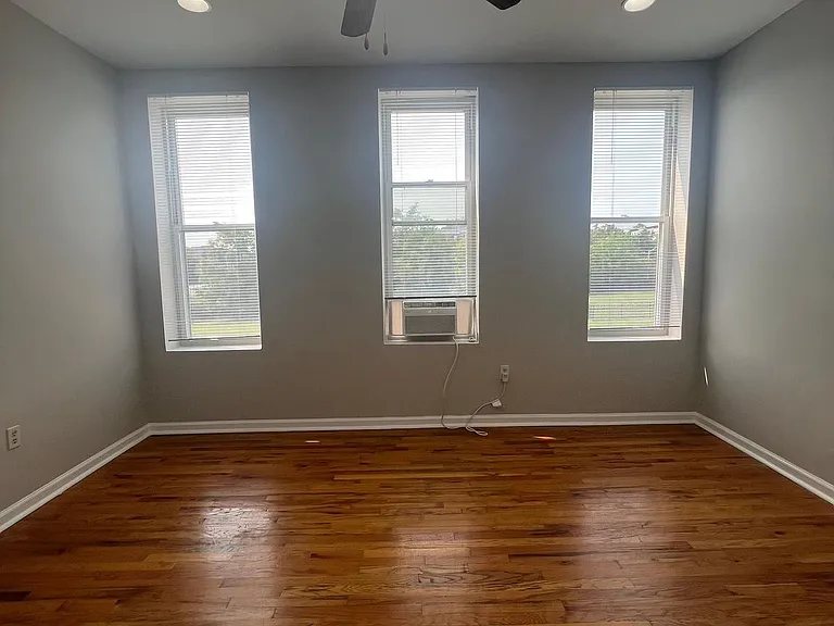 1408 W Franklin St #2 — Photo 10