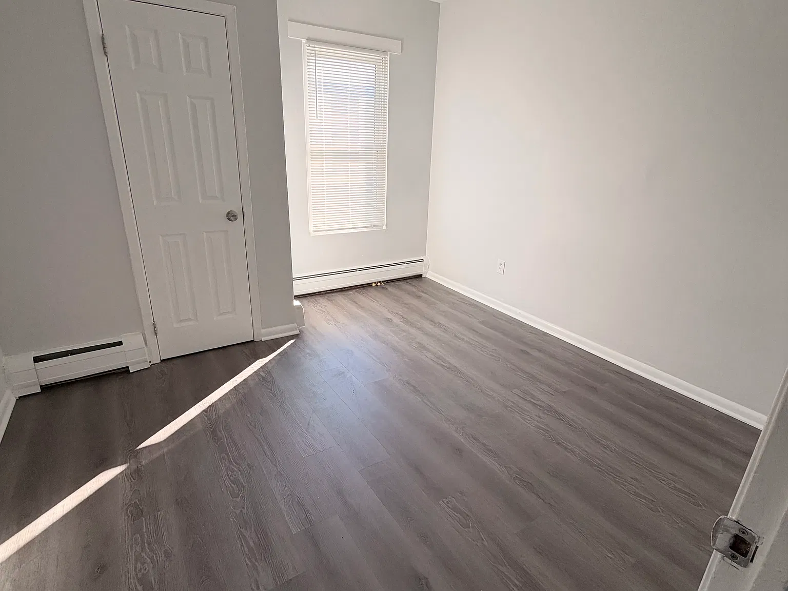 2 bed, 800 sqft, $1,750 — Photo 4