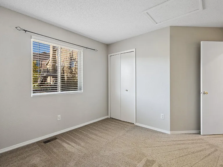 7430 Julynn Rd — Photo 24