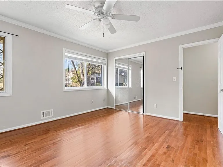 2412 Peachwood Cir NE #3 — Photo 24