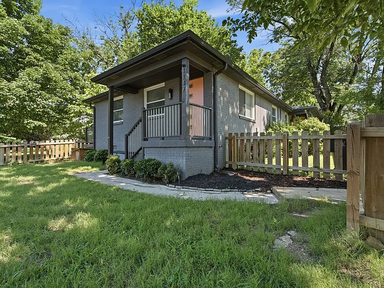 1147 Cahal Ave — Photo 21