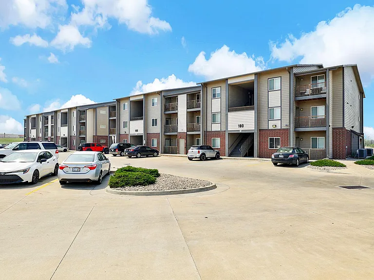 The Flats at Chisholm Creek — Photo 13