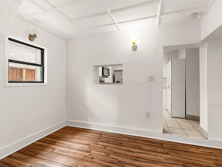 2202 W Main St — Photo 9