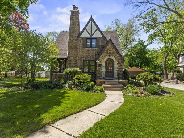 N88W15893 Park BOULEVARD, Menomonee Falls, WI 53051