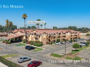 3300 Rio Mirada Dr, Bakersfield, CA 93308