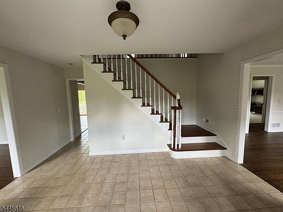 3rd image of 7 Globe Mills Rd