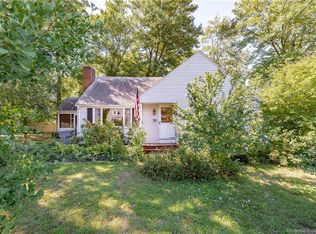 30 Fairview Ave, Enfield, CT 06082