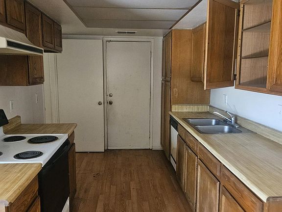 2nd image of 3807 W MITCHELL Drive
