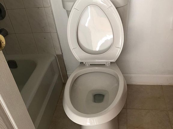 3rd image of 2810 Mitchell Dr APT 5