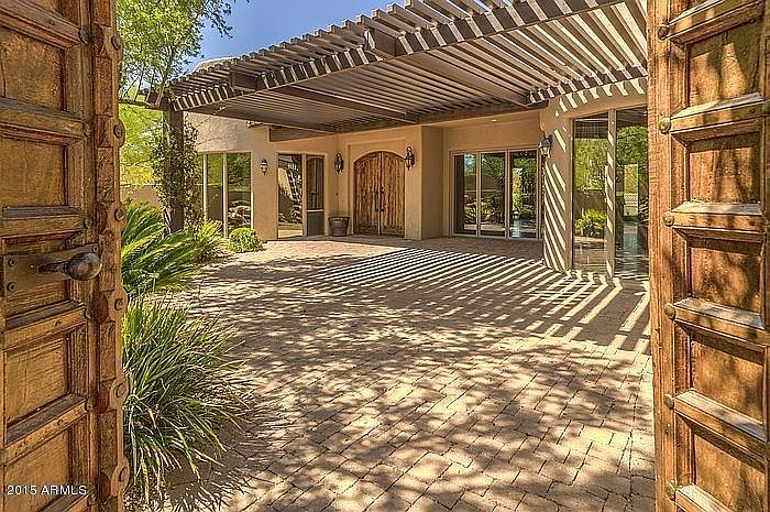 1st image of 8650 E Staghorn Ln