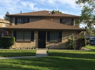 1090 W Calle Del Sol APT 1, Azusa, CA 91702