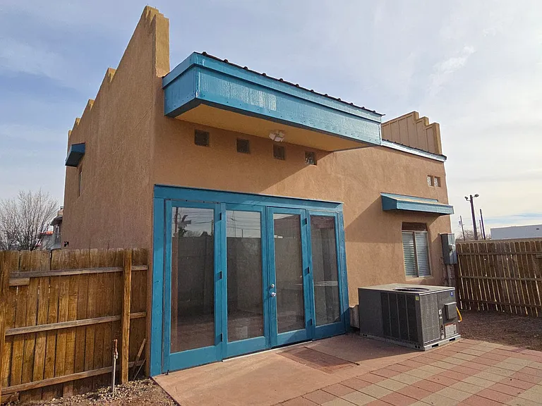 218 San Clemente Ave NW — Photo 37