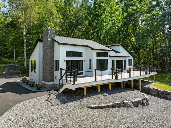 862 W Neck Road, Nobleboro, ME 04555