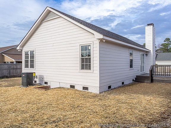 3rd image of 3210 Lubbock Dr