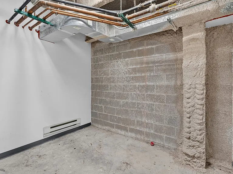 525 Kedzie St — Photo 54