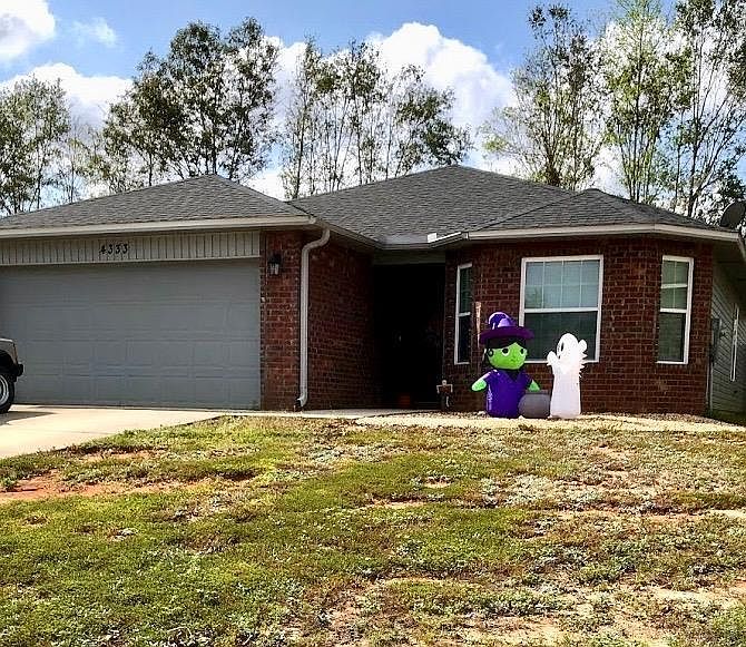 1st image of 4333 Village Oak Ln