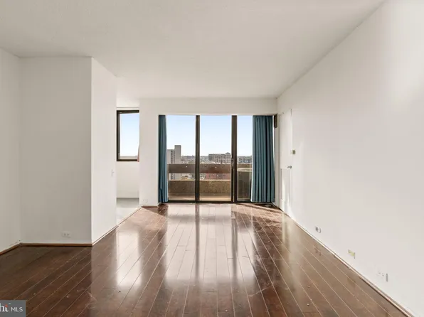 1326 Spruce St APT 1502, Philadelphia, PA 19107