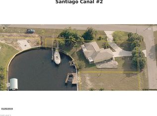 2256 Santiago Ave, Fort Myers, FL 33905