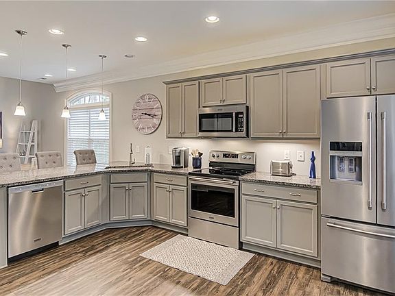 5th image of 42 Pisgah Forest Cir