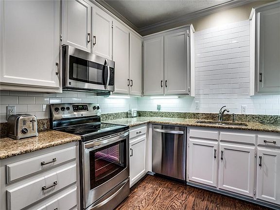 4th image of 17340 Remington Park Pl